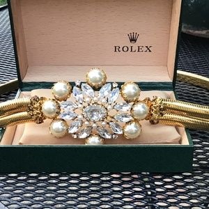 SCHREINER NEW YORK CRYSTAL & PEARLS METAL STRETCH BELT $75